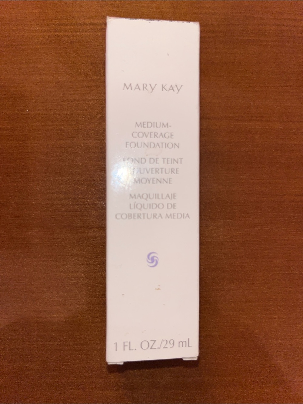 Ivory 104 Mary Kay Medium Coverage Foundation - - 29 ml -New